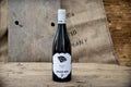 Das Bild zeigt Groszer Wein Erdödy 2020. Der hochwertige Wein aus dem Südburgenland überzeugt mit intensiven Fruchtaromen, eleganter Struktur und eignet sich perfekt für Weinliebhaber, besondere Anlässe oder als Geschenk.