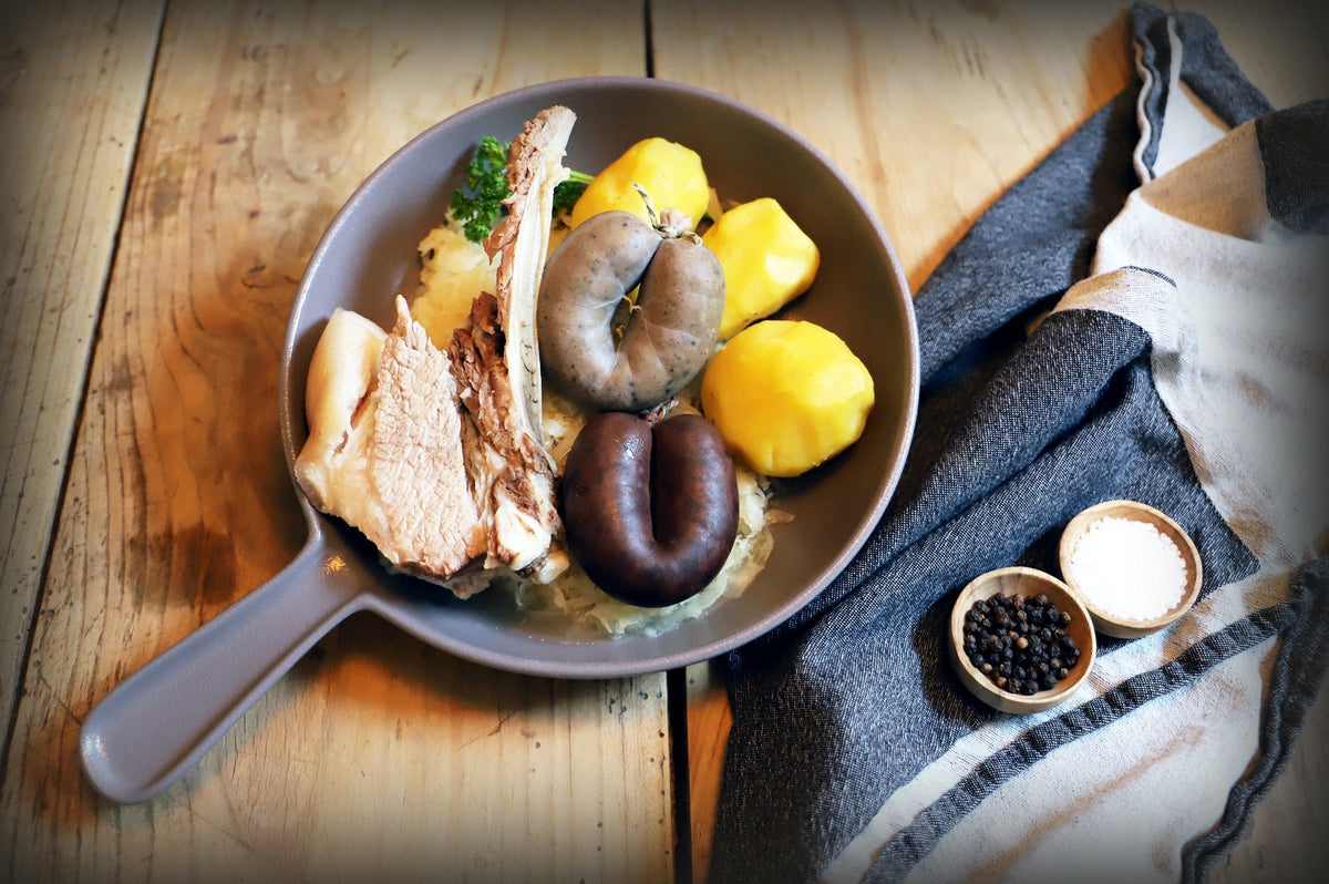 Blutwurst und Leberwurst Bio für Schlachtschüsselessen
